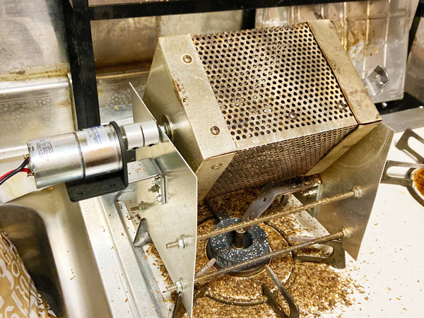 手作りのコーヒー焙煎機